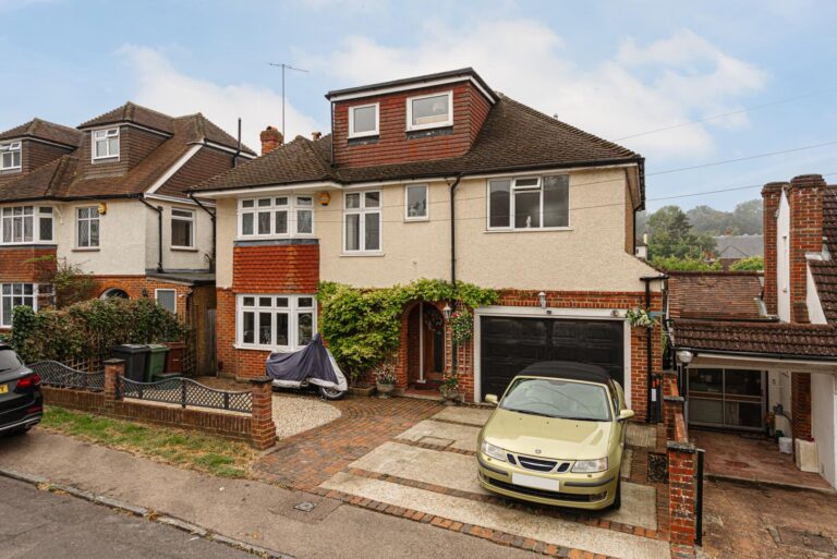 Rosebery Road, Epsom