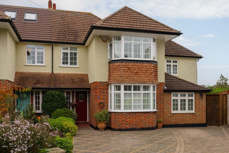 Loraine Gardens, Ashtead