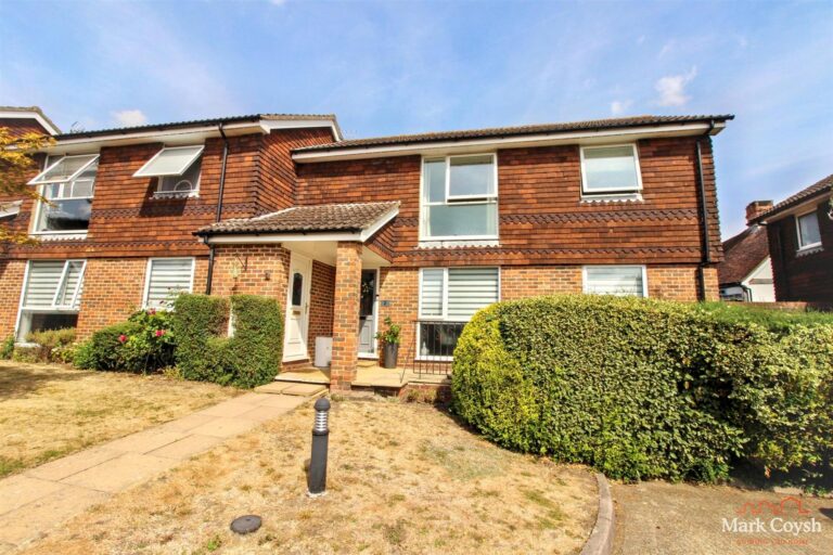 Blacksmith Close, Ashtead